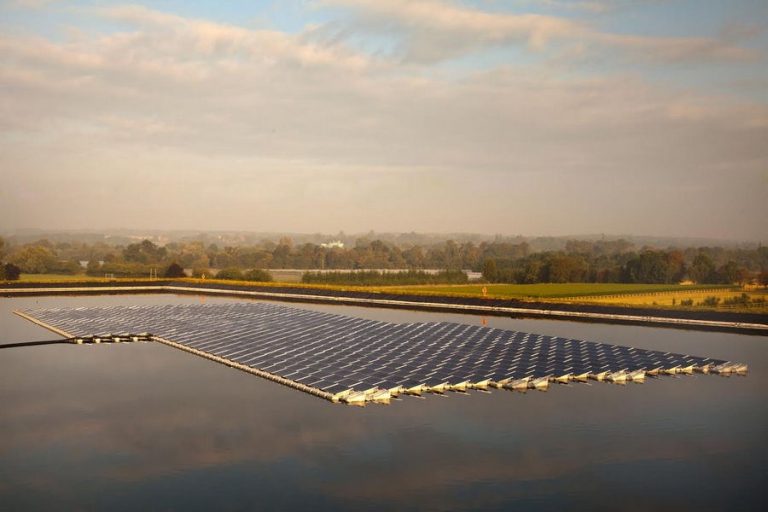 CIEL & TERRE : des stations solaires qui flottent sur l’eau