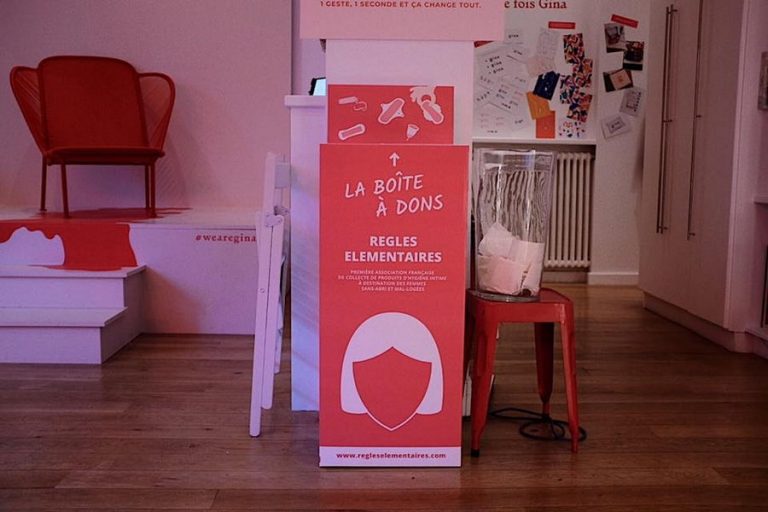 RÈGLES ÉLÉMENTAIRES : l’accès aux protections hygiéniques pour toutes les femmes
